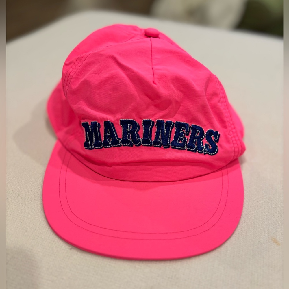 Seattle Mariners neon hat, one size